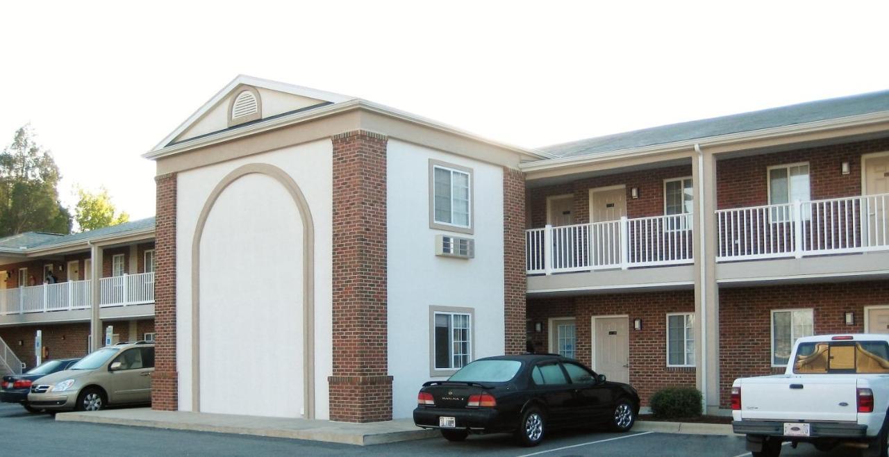 Affordable Suites Burlington Eksteriør billede